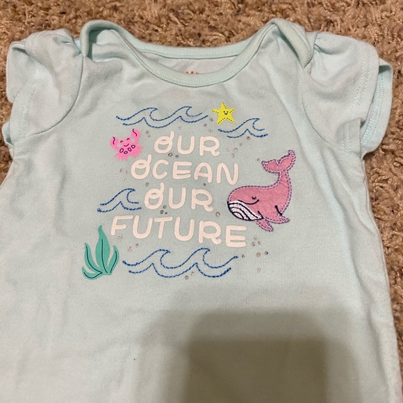 10/$10 Cat & Jack Outfit - Picture 4 of 4